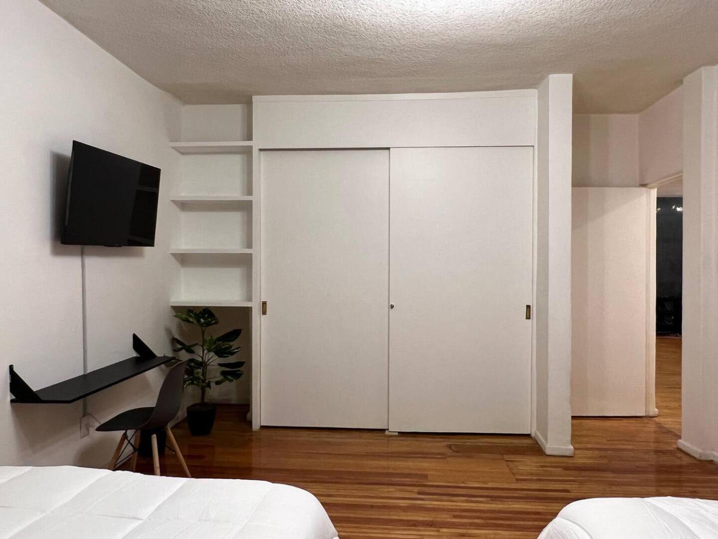 Spacious In The Chic Polanco District